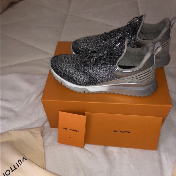 Louis Vuitton shoes size 10 European size 11 US - Picture 3 of 4